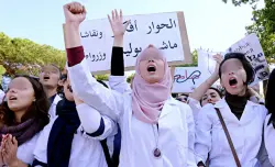 اقتطاعات تصل إلى 3000 درهم ومستحقات عالقة.. نقابة تدق ناقوس الخطر بشأن "اختلالات" بالمجموعة الصحية لجهة الرباط